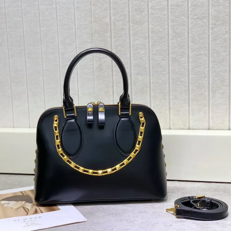 

2025 Luxury Fashionable Versatile Rivet Chain Handbag Women Brand Design Shell Shape Tote Bag High End Shoulder Crossbody Bag