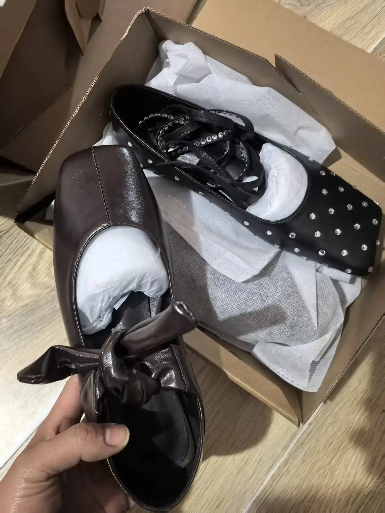 

Лаконичные туфли на плоской подошве с перекрестным ремешком, весна-осень, черное золото, в стиле панк, 2024, новая модная женская обувь, размер 43, обувь ручной работы