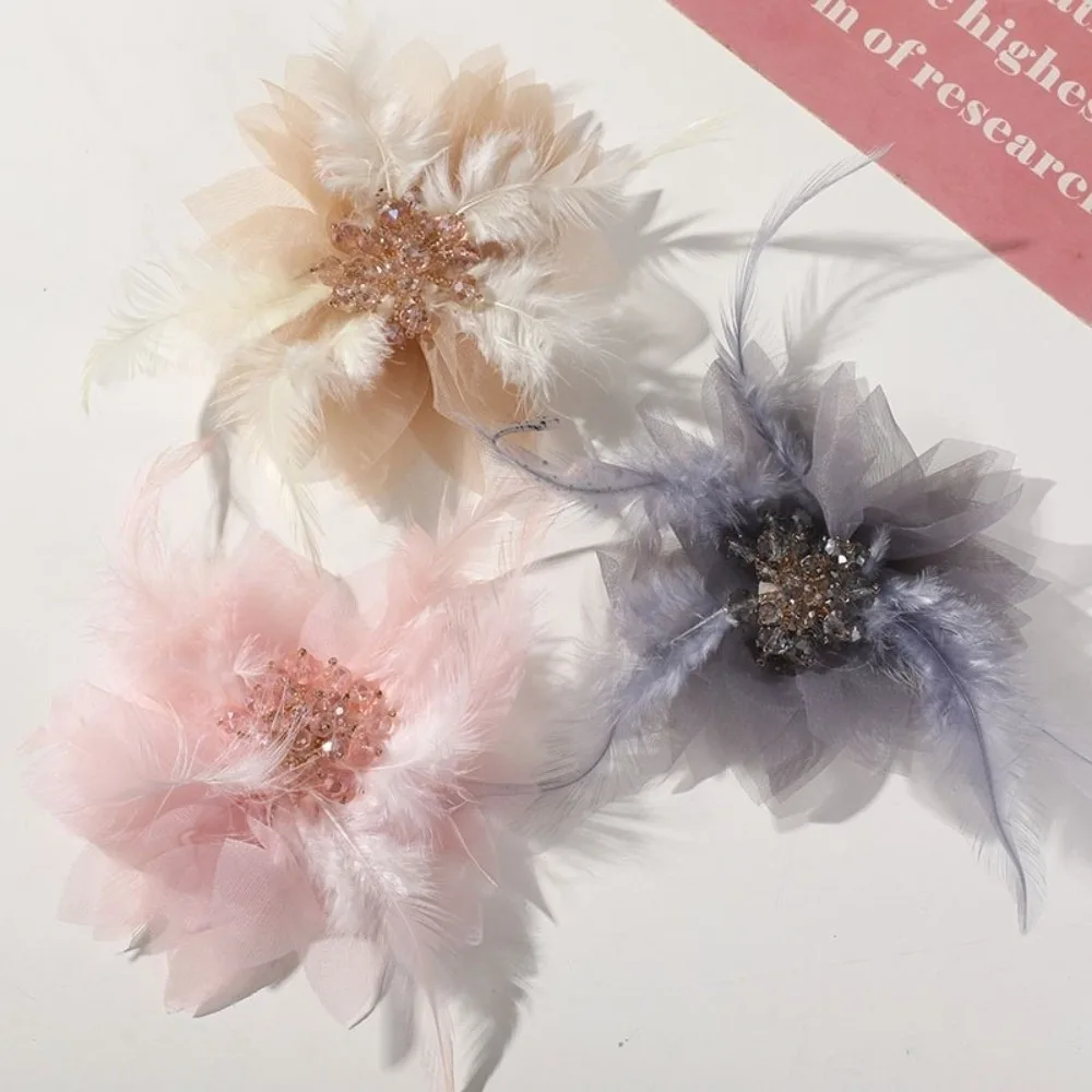 Handmade Feather Brooches Pearl Lace Crystal Flower Corsage Exquisite Hair Accessories Artificial Flower for Pin DIY Sewing