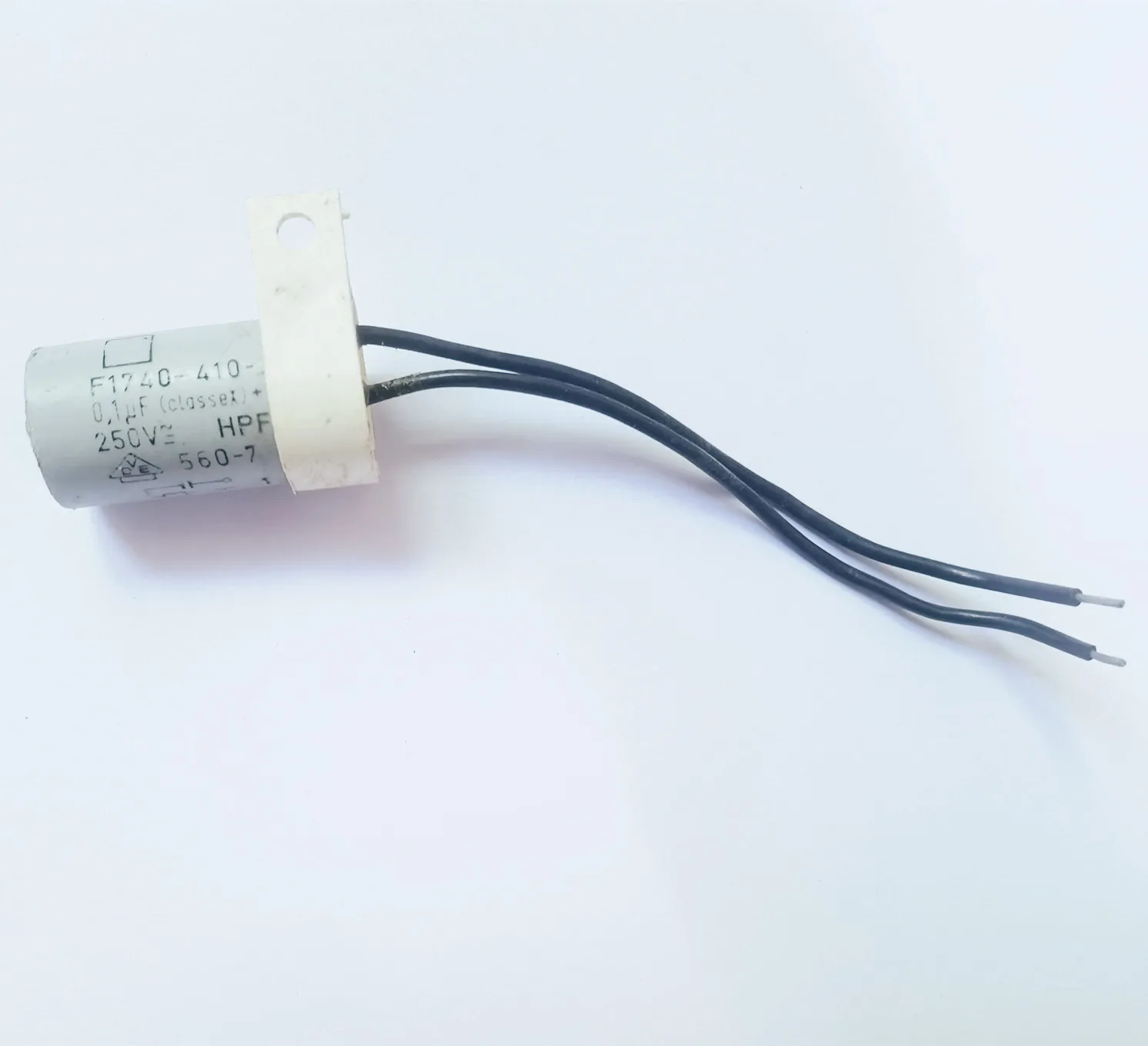 Original New 100% 250V 0.1UF 100R F1740 410 with Cable Film Capacitor 18*34mm (Inductor)