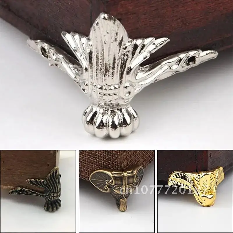 

Antique Wood Box Feet Leg Corner Protector Triangle Rattan Carved Decorative Bracket For Furniture Hardware 4Pcs/Set