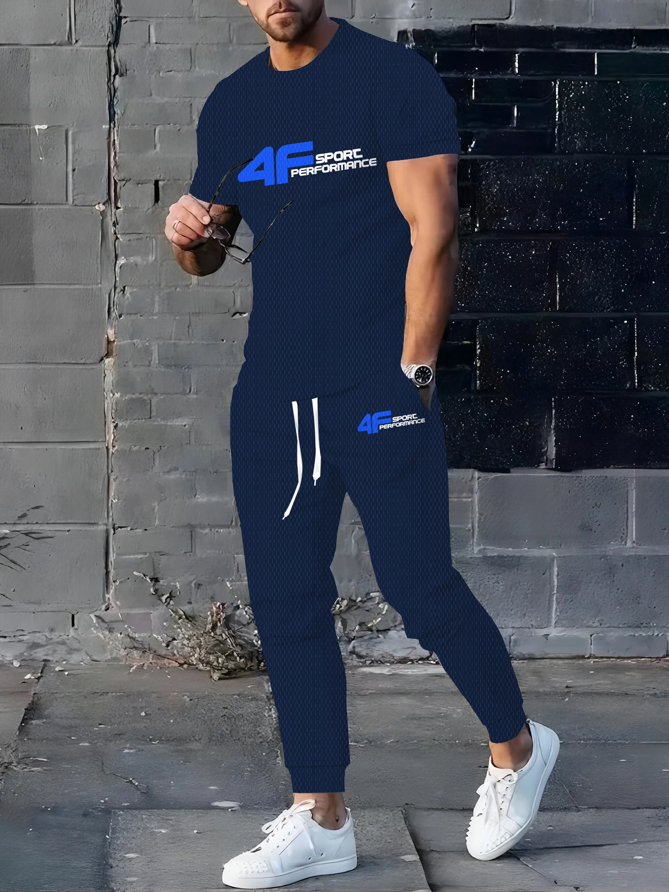 بدلة رجالية صيفية جديدة لعام 2025 هي ملابس رجالية بسيطة غير رسمية وعصرية للاستخدام الخارجي مع مطبوعات حروف