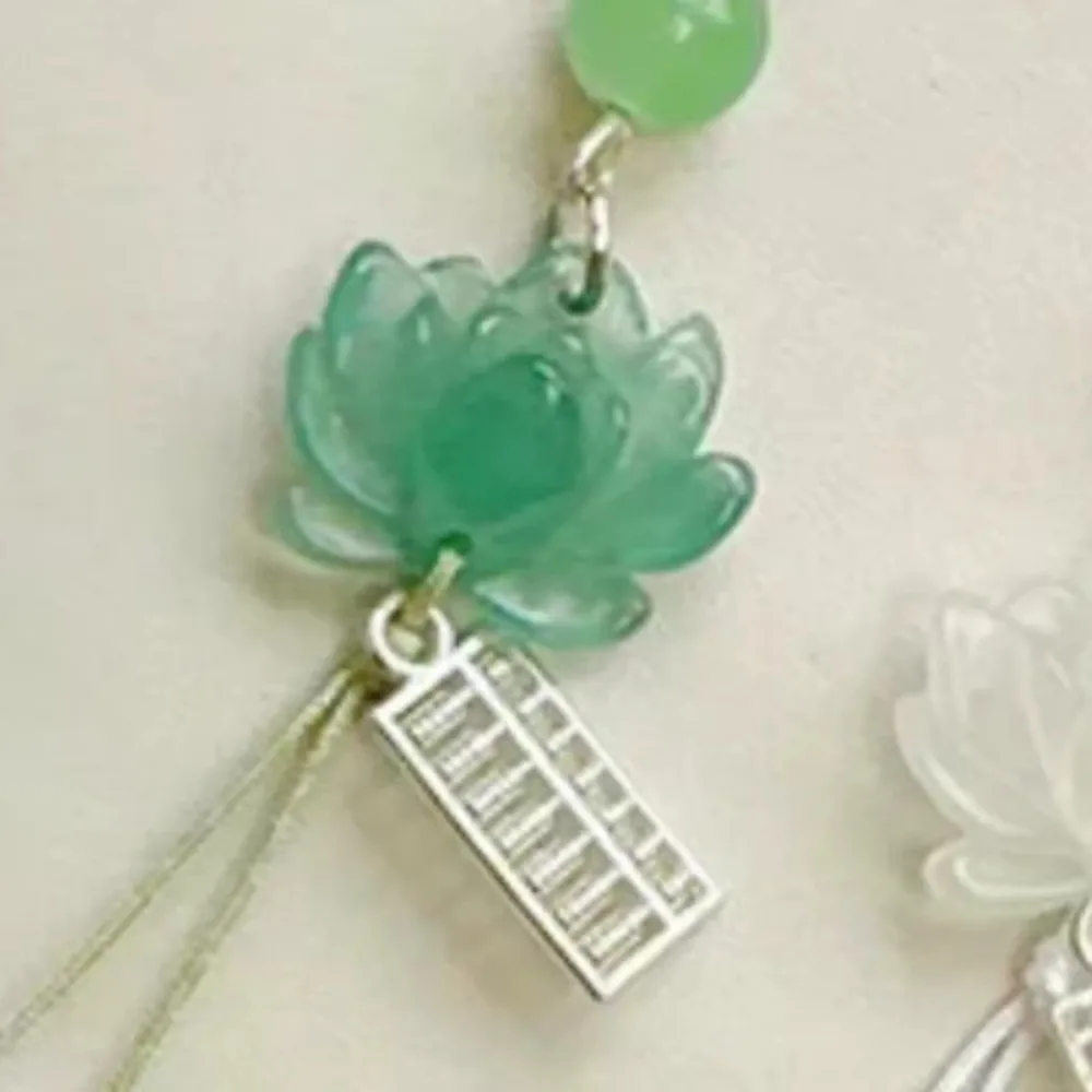 New Chinese-style Beaded Lotus Pendant Handmade Vintage Key Chains Camera Chain Backpack Hanging Decoration