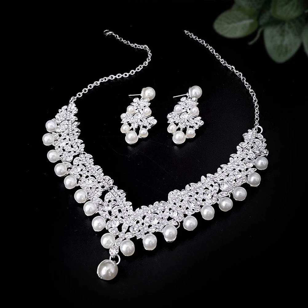 

1Set Women Necklace Earrings Exquisite Pearl Wedding Necklace Rhinestones Pendant Jewelry for Special Occasions