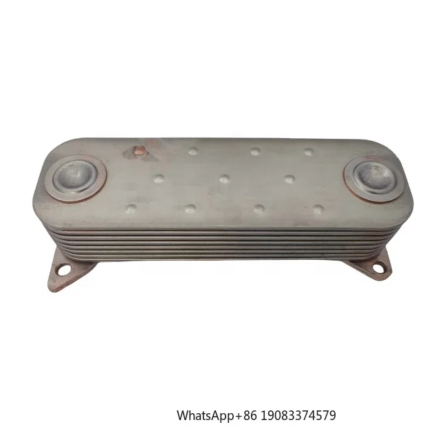 

Sinotruk Howo A7 SITRAK Shacman Truck Cooling System Spare Parts Weichai WD615 WP10 Engine Oil Cooler 61500010334 Oil Radiator