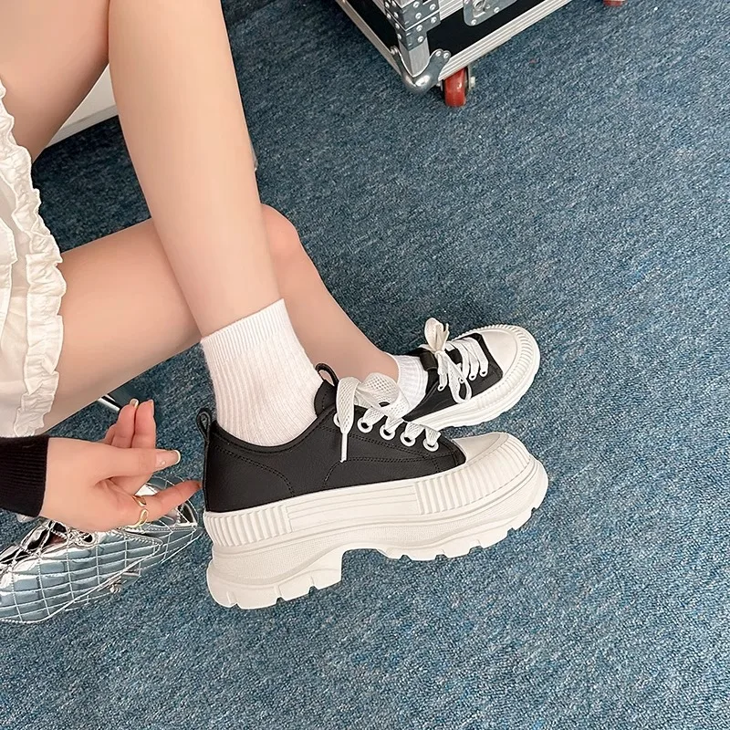 

Muffin Thick Flat Sole Sneakers Girls Mesh Narrwo Band Lace-Up Sports Shoes Women Round Toe Fashion Casual Zapatillas De Mujer