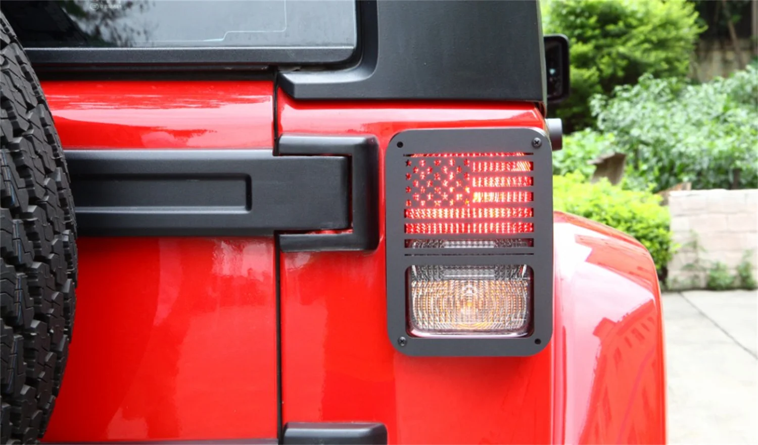 SXMA J217 LED Taillight Guard Flag Style 2PCS Black Steel Lamp Hoods Rear Tail Light Lamp Cover Protect For Jeep Wrangler JK 07+