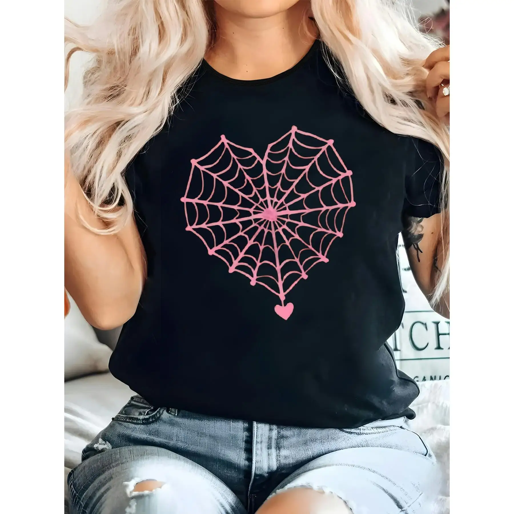 

Heart Spider Web T-shirt Women's Pink Halloween Tee Gothic Love Kawaii Spooky Season Top