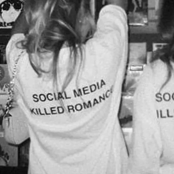2025 Social Media Killed Romance Men Women T Shirt  Aesthetic Valentine's Print T-Shirt Couple Cotton Tee Summer Tops Clothing