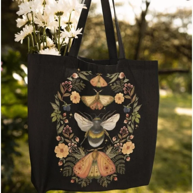 

Vintage Flower Bee Canvas Tote Bag Women Cartoon Bunny Portable Shopping Bag Fashion Large Capacity Casual Handbags Teen Decor
