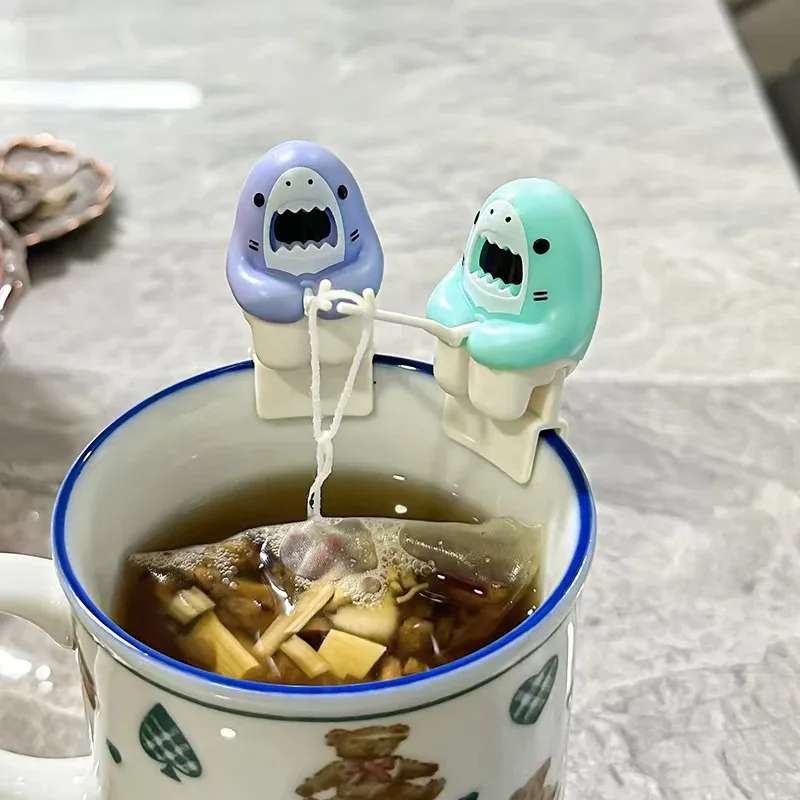 1PC Shark Shaped Hanging Tea Infuser Reusable Filter Diffuser For Tea Bag Coffee Creative Pendant Household Brewing