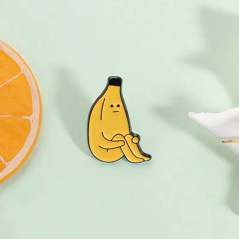 1pc Creative Lazy Sitting Banana Man Metal Badge Cute Cartoon Personality Brooch Accessory Fun Pin Brooch for Clothes