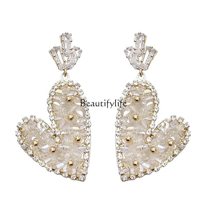 

Heart-Shaped Synthetic Bright Crystal Stud Earrings Trendy Earrings