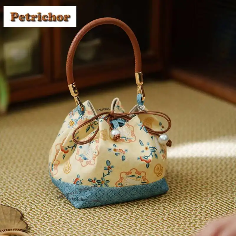 Osmanthus Jade Rabbit Cotton Cloth Drawstring Tea Cozies Luxury Tea Cozy For Teapot Portable Bag Travel Tea Set Bag Tea Ceremony view 5