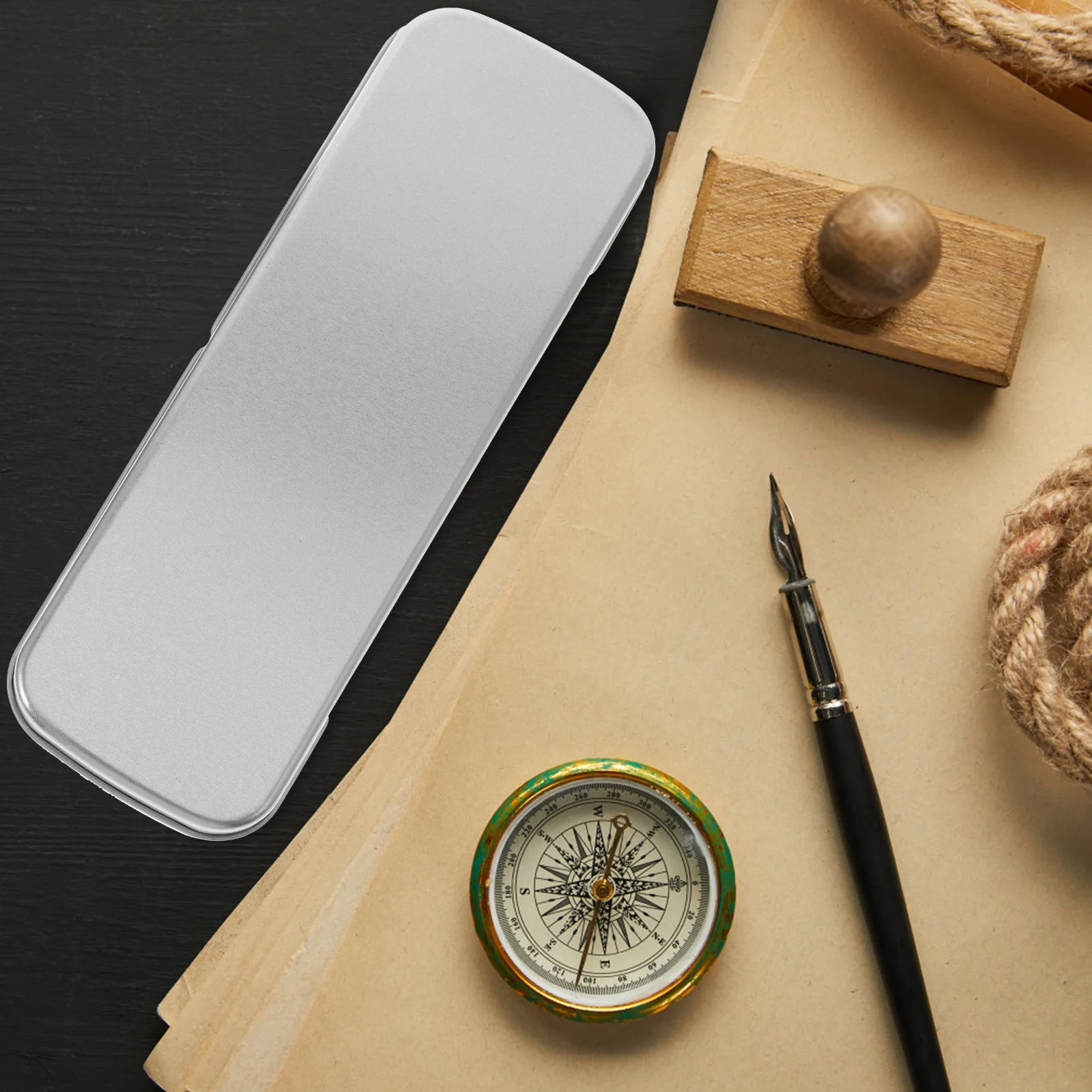 2 قطعة مقلمة معدنية حاوية علب من القصدير متينة للوازم المدرسية تخزين القرطاسية صندوق رصاص للأطفال منظم السائبة