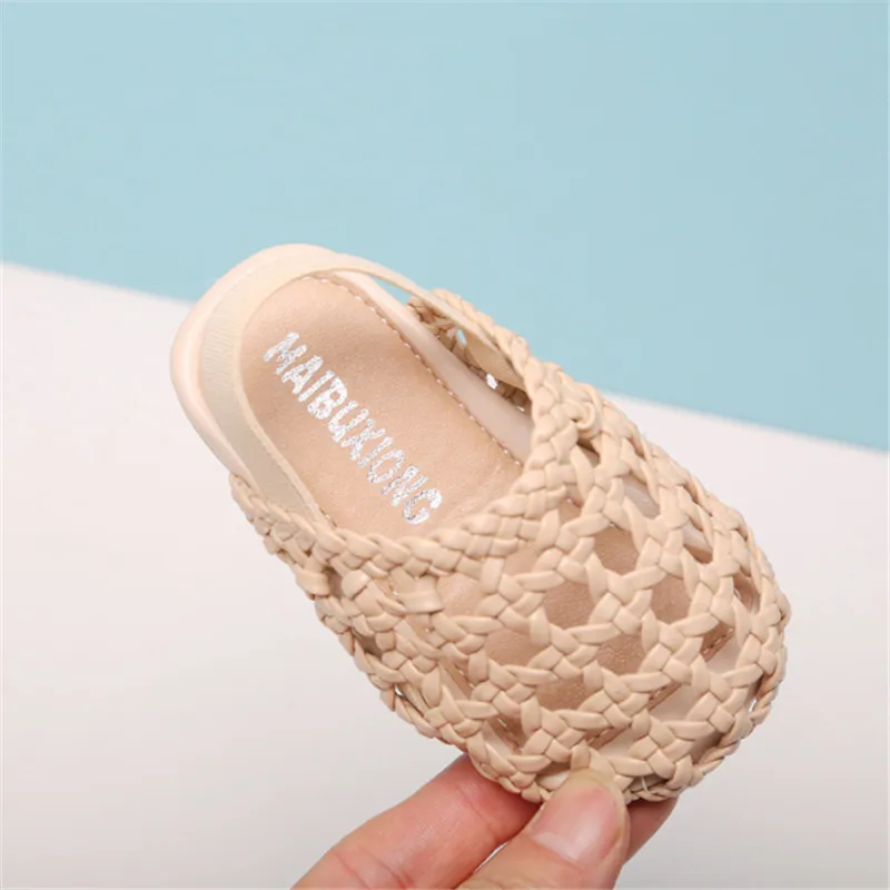 2023 New Summer Infant Shoes Hollow Out Braid First Walkers Soft Sole Fashion Baby Girls Sandals EU 15-25