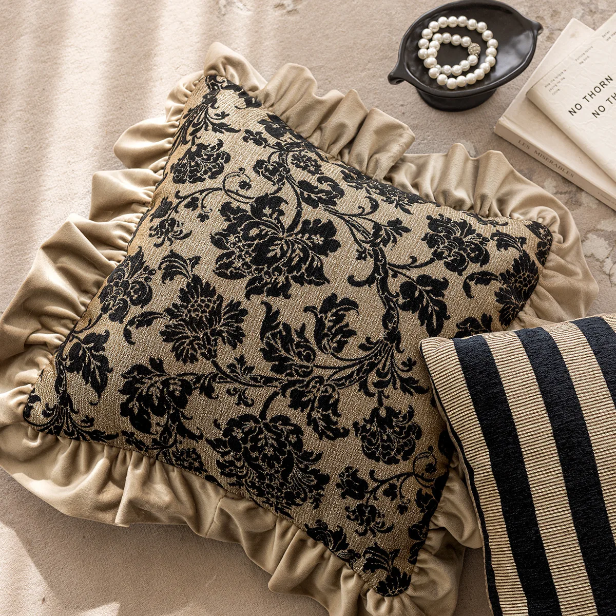 French Style Luxury Sofa Cushion Cover Ruffled Edge Throw Pillow Cover 45x45cm Bed Living Room Home Decoration Couch Pillowcase