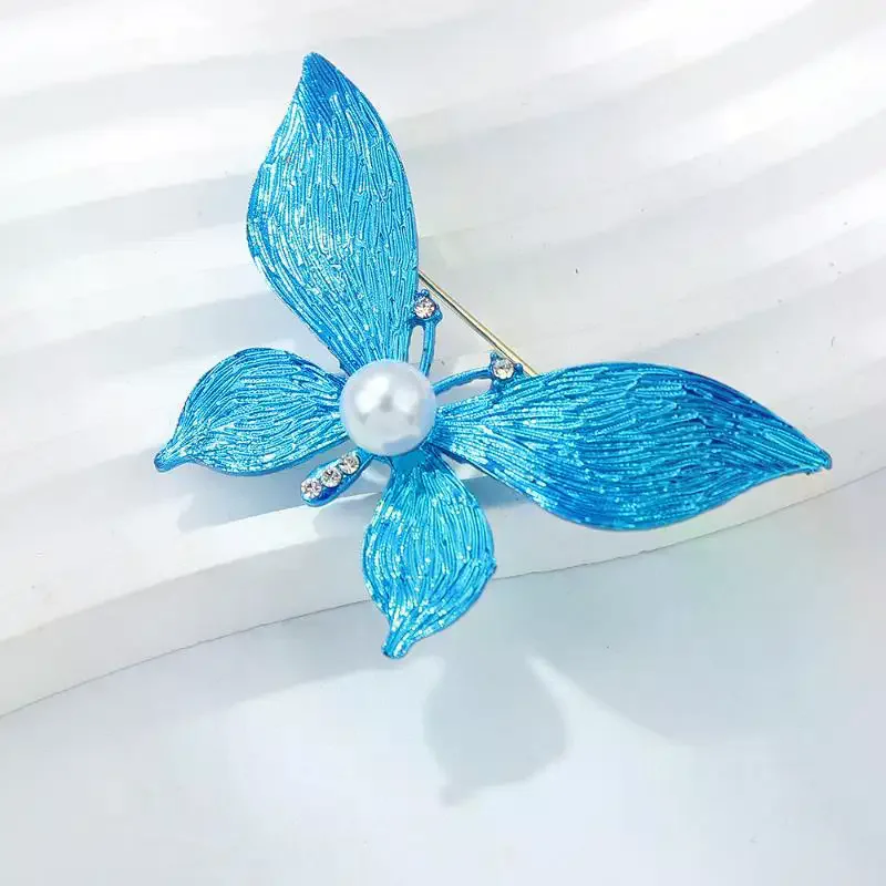 Fashion Luxury Pearl Butterfly Brooches For Women Clothing Coat Jewelry Accessries Gifts