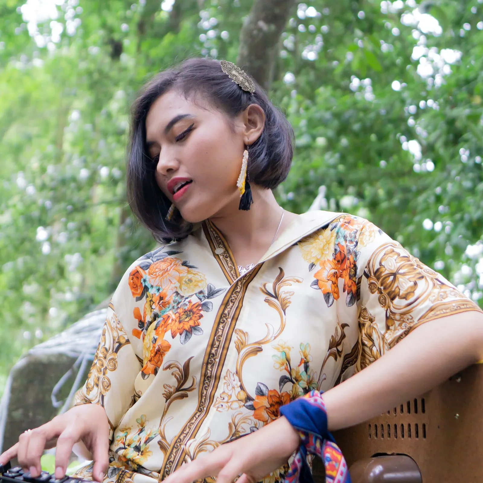 

2Pcs Retro Alloy Hair Clips Large Non-Slip Hair Barrettes Vintage Hairpin Accessories for Women Retro Hairpins