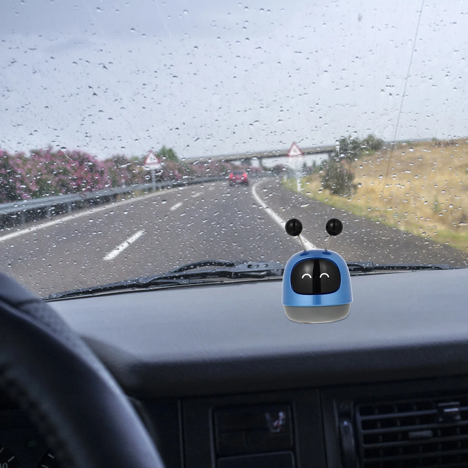 

1Set Car Robot Air Freshener Compact Shaking Tentacles Car Aromatherapy Diffuser Air Freshener Accessories Auto Decor