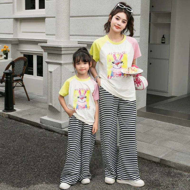 

Same Mom and Daughter Clothes Mother and Baby Girl Boy T Shirts Striped Pants Two Piece Sets 2024 Summer Parent-child Outfit