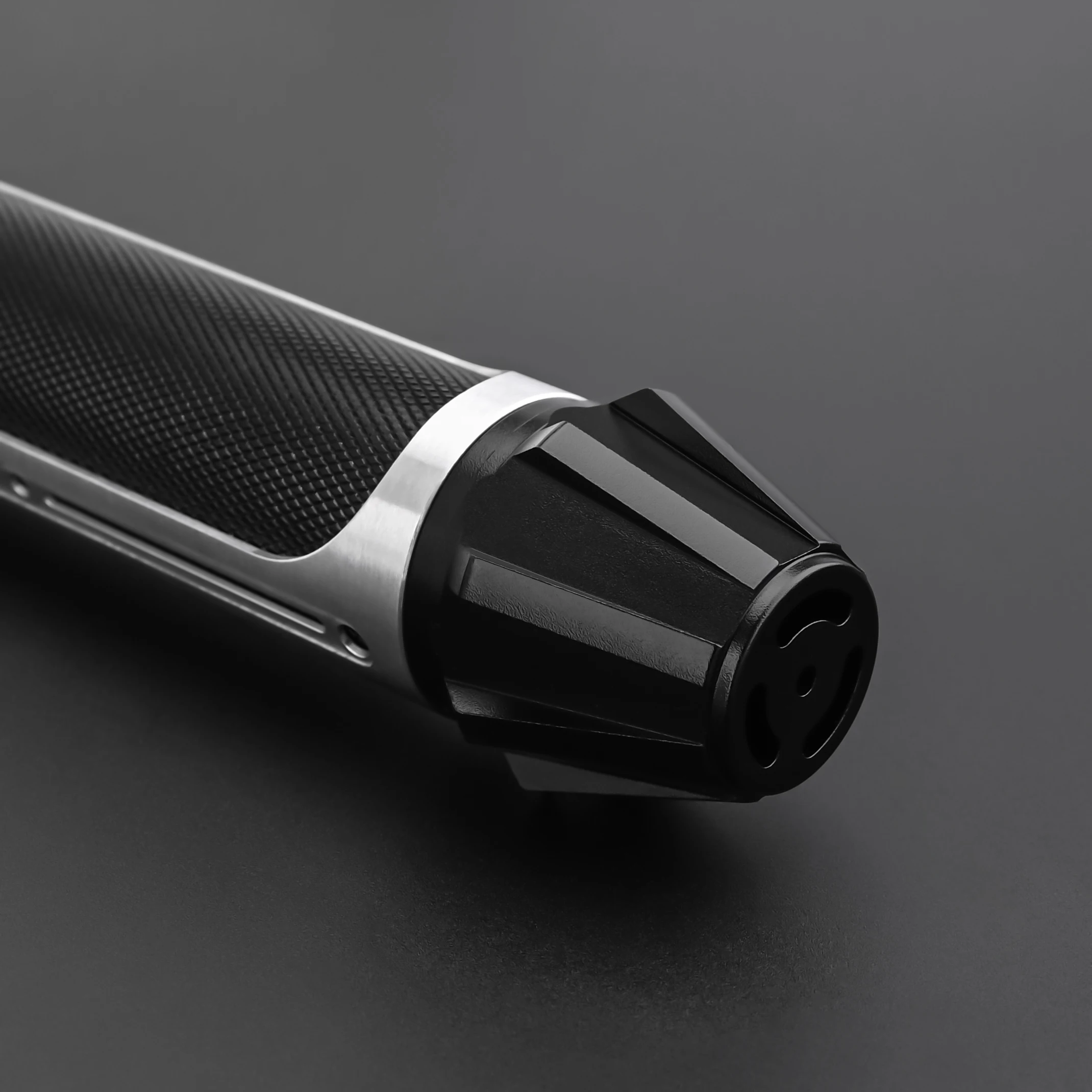 TXQSABER Lightsaber RGB Smooth Swing Neo Pixel Force Heavy Dueling Blade met metalen gevest Foc Blaster Pulse Cosplay Laserzwaard