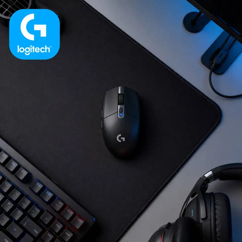 Logitech G304 LIGHTSPEED Wireless Mouse 12000 DPI HERO Sensor 1ms Latency 250hr Battery Comfort Fit Users