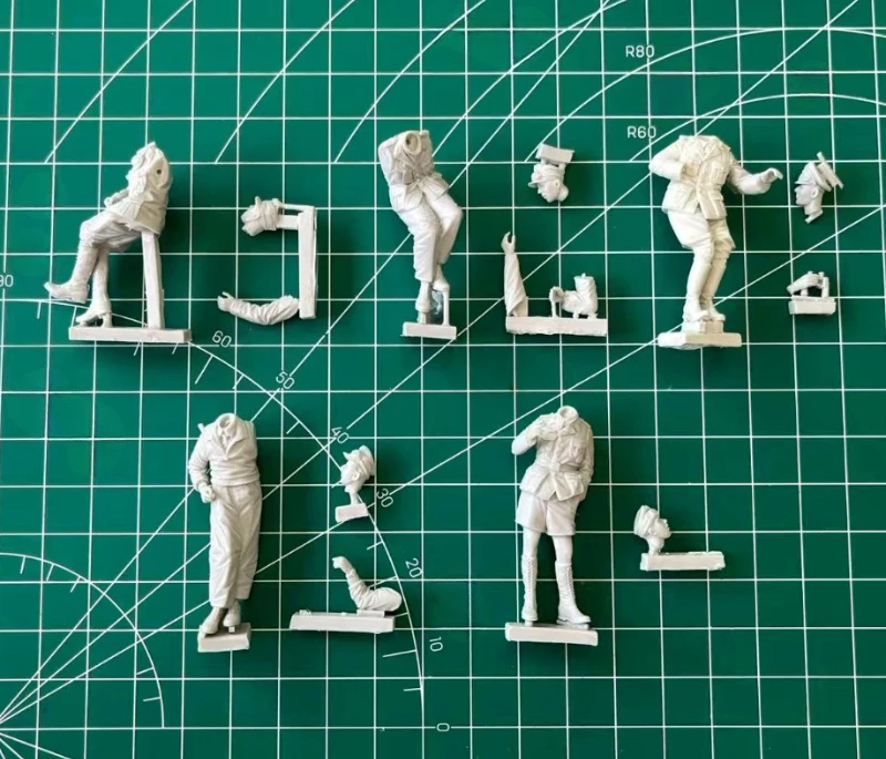 Kit de modelo de figura de resina fundida em escala 1/35, norte áfrica 1941-42, tripulação de veículo blindado, 5 figuras (sem veículo), desmontado, sem pintura