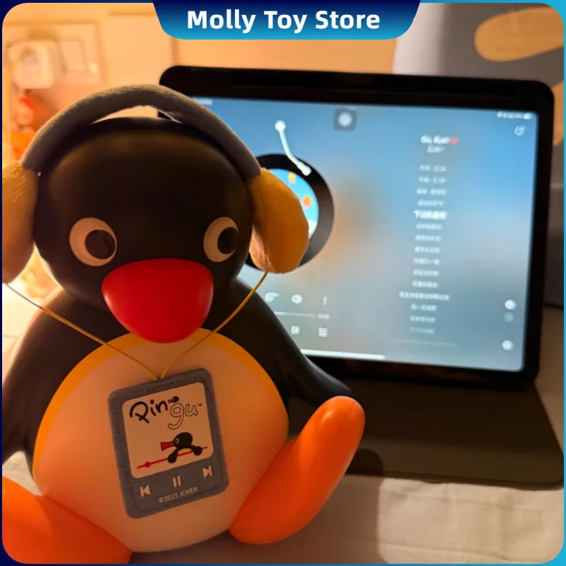 

Martube New Pingu Listening To Music Shaking Head Speaker Portable Mini Bluetooth Speaker Desktop Decorative Birthday Kids Gift