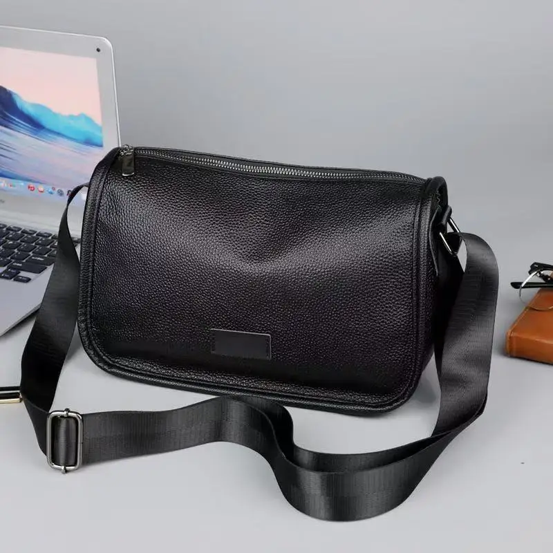 

Minimalist Men's Single-Shoulder Crossbody Bag, Stylish Large-Capacity Business Bag