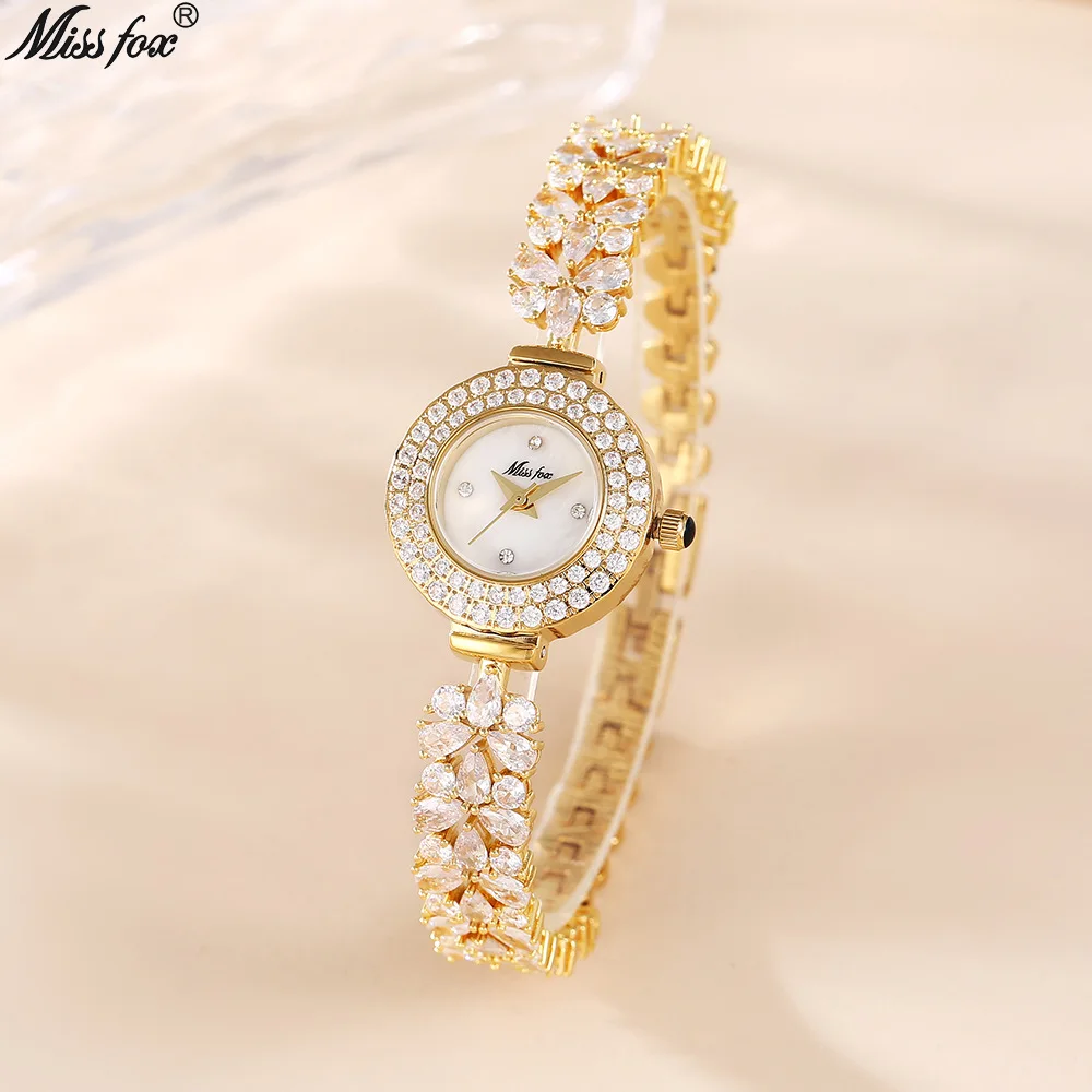 Gold Women\'s Watches Luxury Classic Watch for Women Elegant Big Zircon Bracelet Female Quartz Wristwatch Hip Hop Ladies Watches