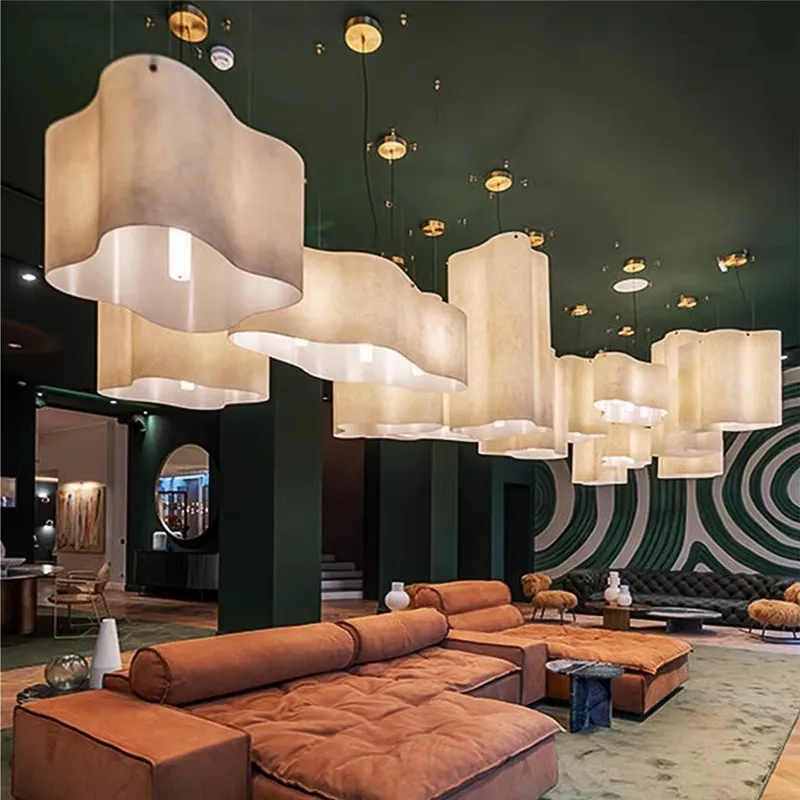 Restaurant project, large chandelier lights, hotel lobby, private rooms, clubhouse, dining, and restaurant showrooms