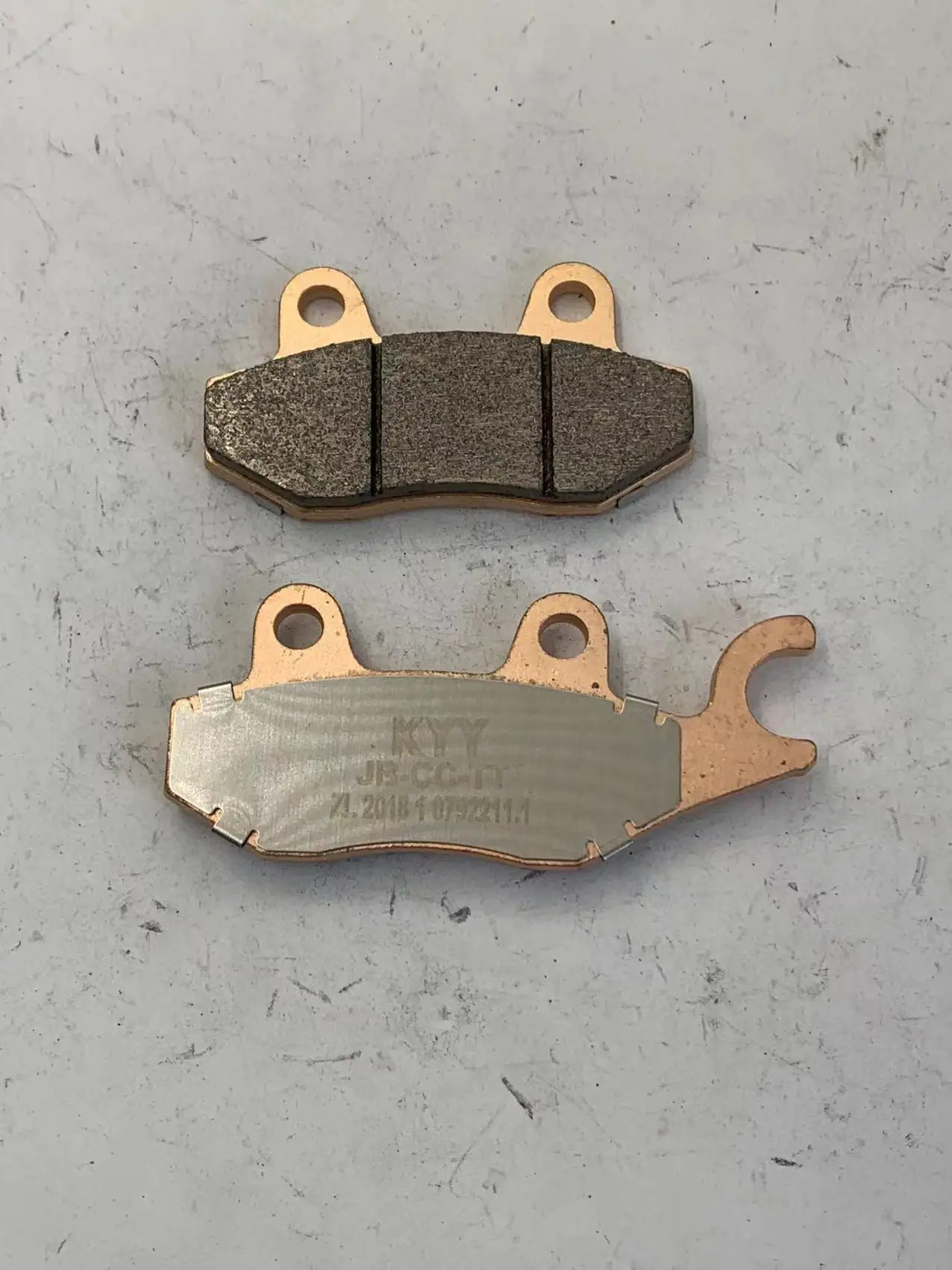 Applicable to Kymco Bend Lover Aprilia Carburetor Version Qianjiang QJ250 front brake pads