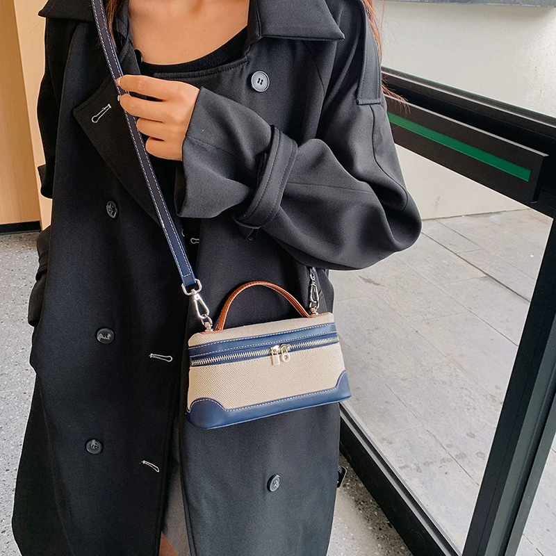 

Women Luxury Leather Classic Fashion Shoulder Bag Stylish Designer Tote Handbag For Trendy City Looks