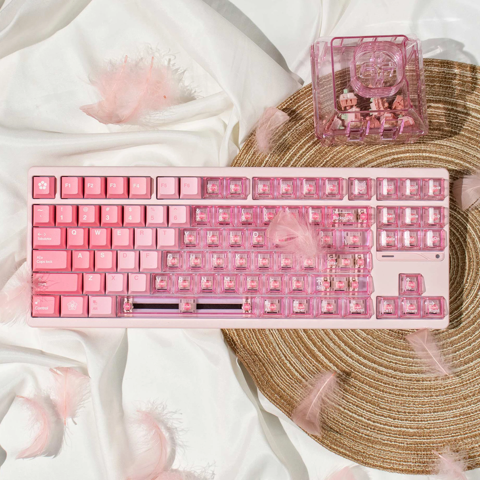 

Pink Transparent Crystal Clear Keycaps PBT PC keycaps Cherry Profile Dye-Sublimation keycaps For Mechanical Keyboard
