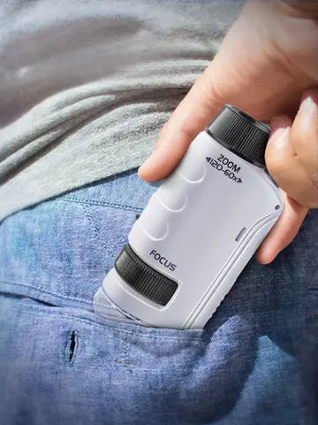 Microscopio tascabile Kit giocattolo scientifico per bambini 60-120x Mini microscopio portatile educativo con luce a LED Giocattolo stelo per bambini all'aperto