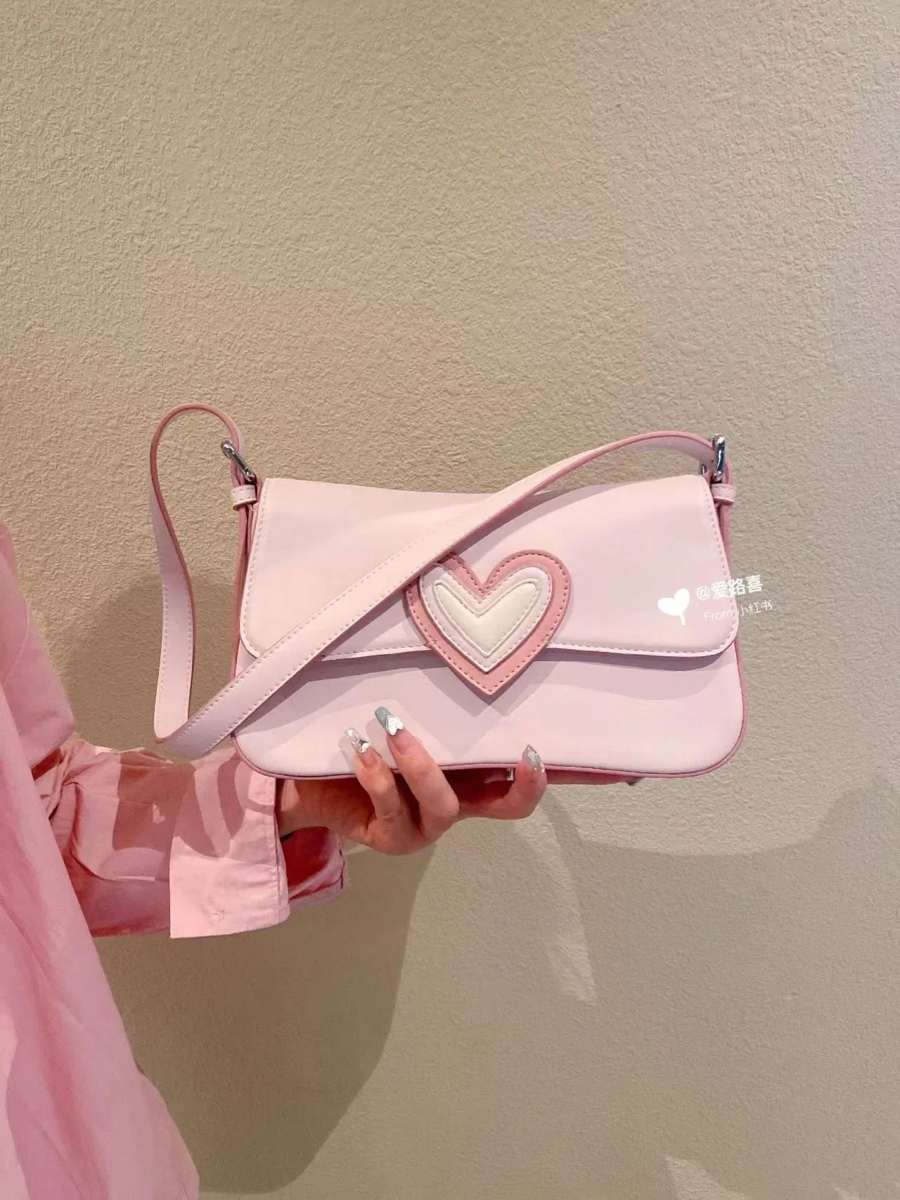 Pink Heart Women\'s Shoulder Bags Small Square Flap Underarm Bag Fashion Love Ladies Armpit Bag Clutch Purses Female Handbags