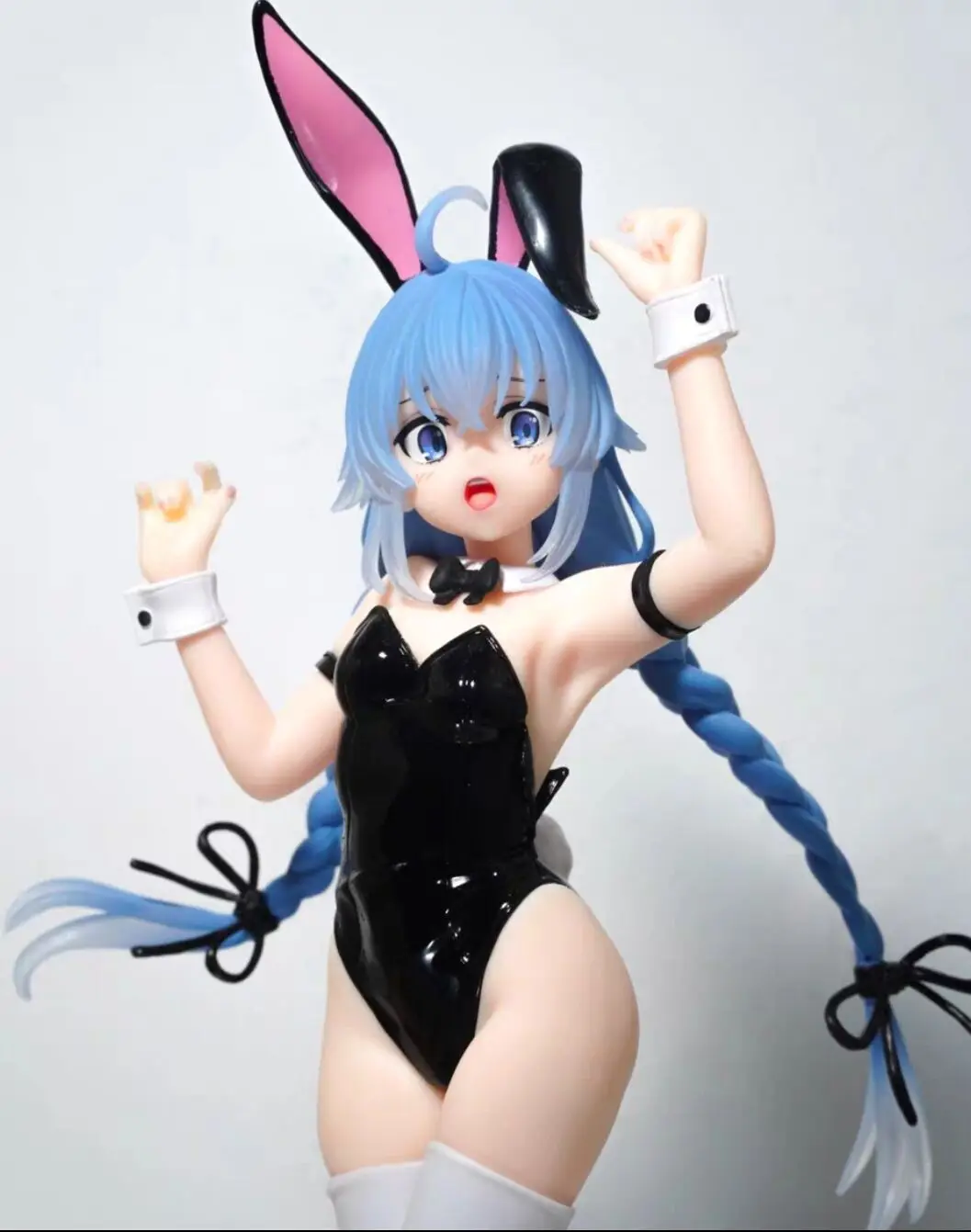 

Popular New Products In Stock Vivit Unemployed Transfer System Service Luo Qixi Bunny Girl Garage Kit Festival Model Figurine