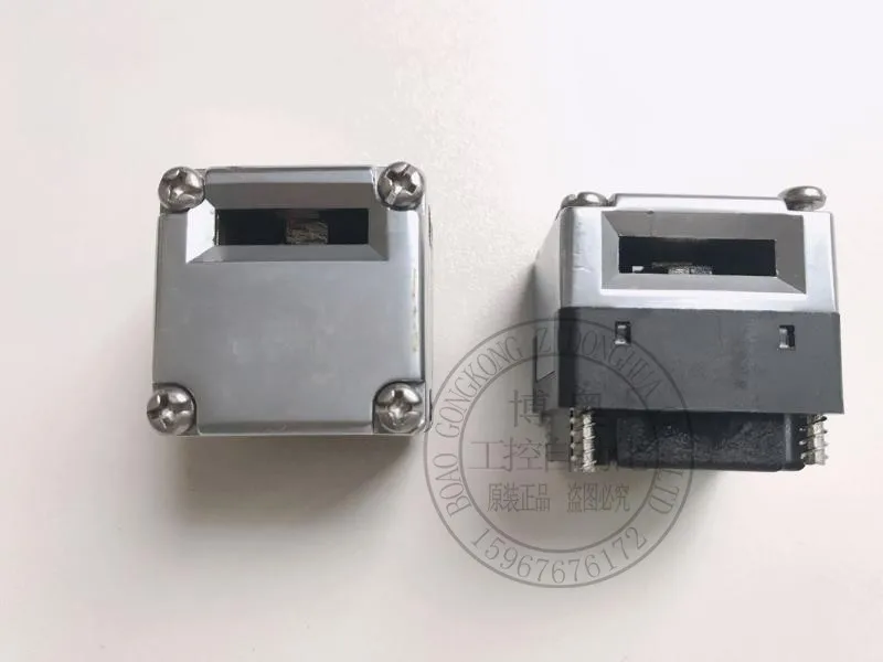 1pcs lock head IDEC safety switch HS5E-D4/G4/VF4/VF7Y/C7Y/D7Y/F7Y/G7Y/VD4/VJ4