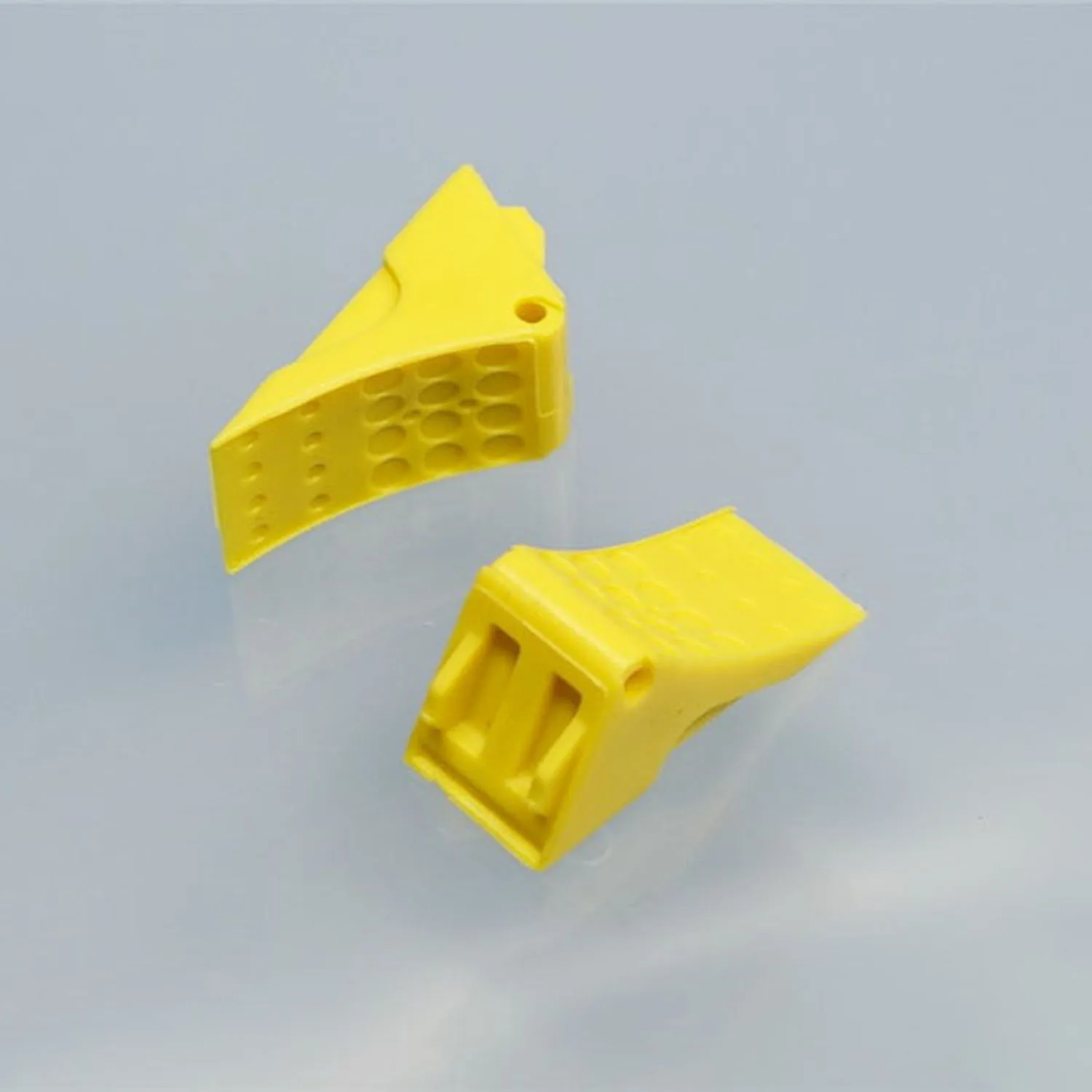 

1/14 2.2-3V LED Anti-slip Stopper for Tamiya R620 R470 770S 56373 RC Tractor Truck Lorry Vehicle Model Upgrade Parts