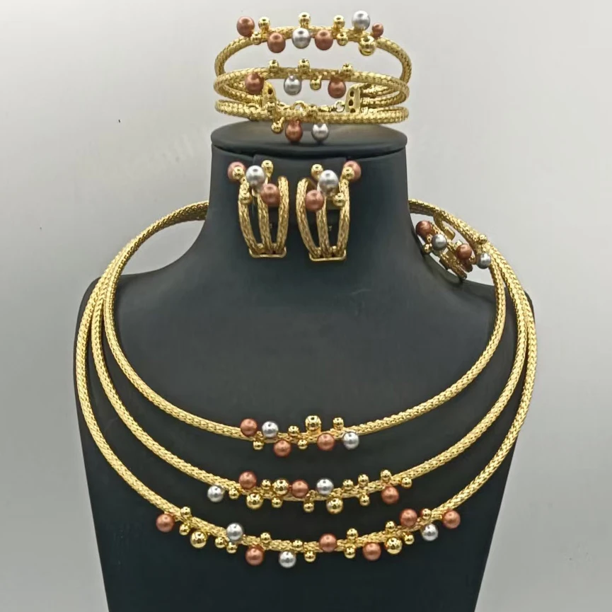 New Dubai Hollow Flower 4Pcs Jewelry Set Two-Tone Rhinestone Floral Necklace Earrings Bracelet Ring African Bridal Wedding Gold