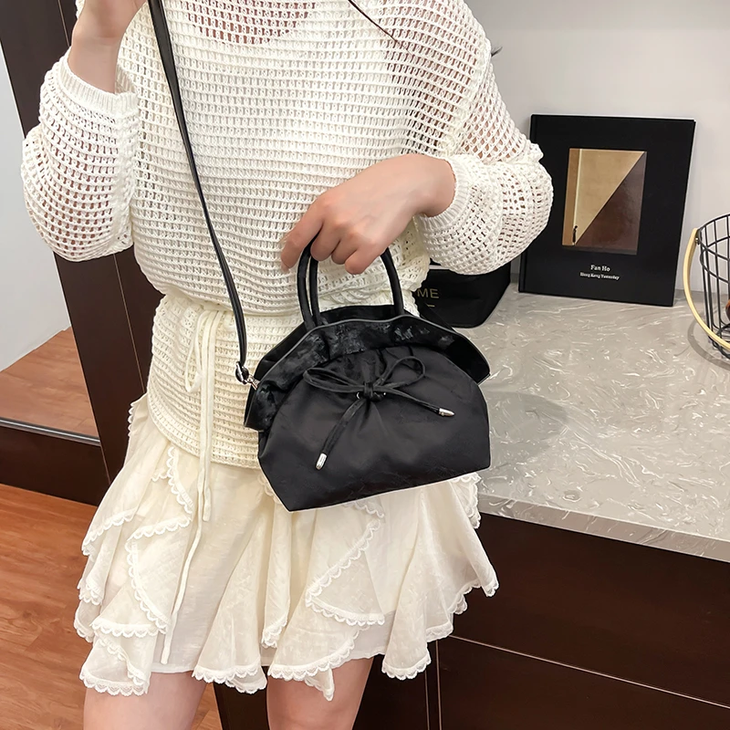 Women Luxury Leather Classic Fashion Designer Shoulder Crossbody Tote Bag Elegant Handbag For Everyday Chic Looks