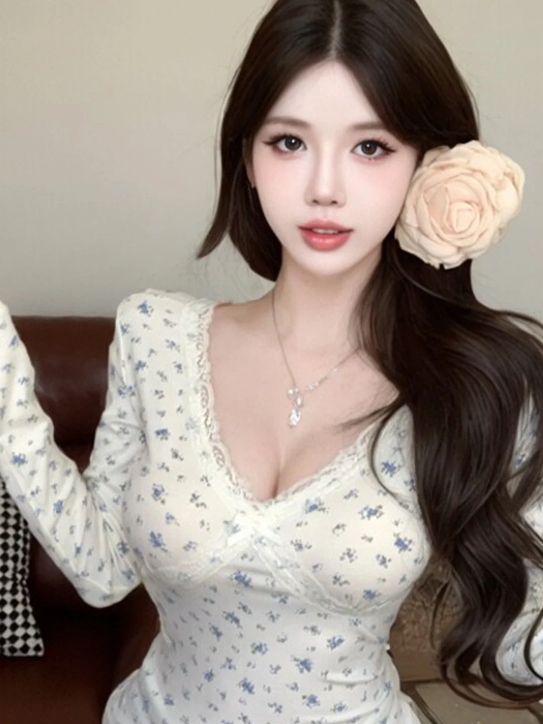 

Korean Style Long Sleeve T-Shirt Women's V-neck Floral Print Lace Splice Slim Fit Base Shirt Top for Autumn Winter
