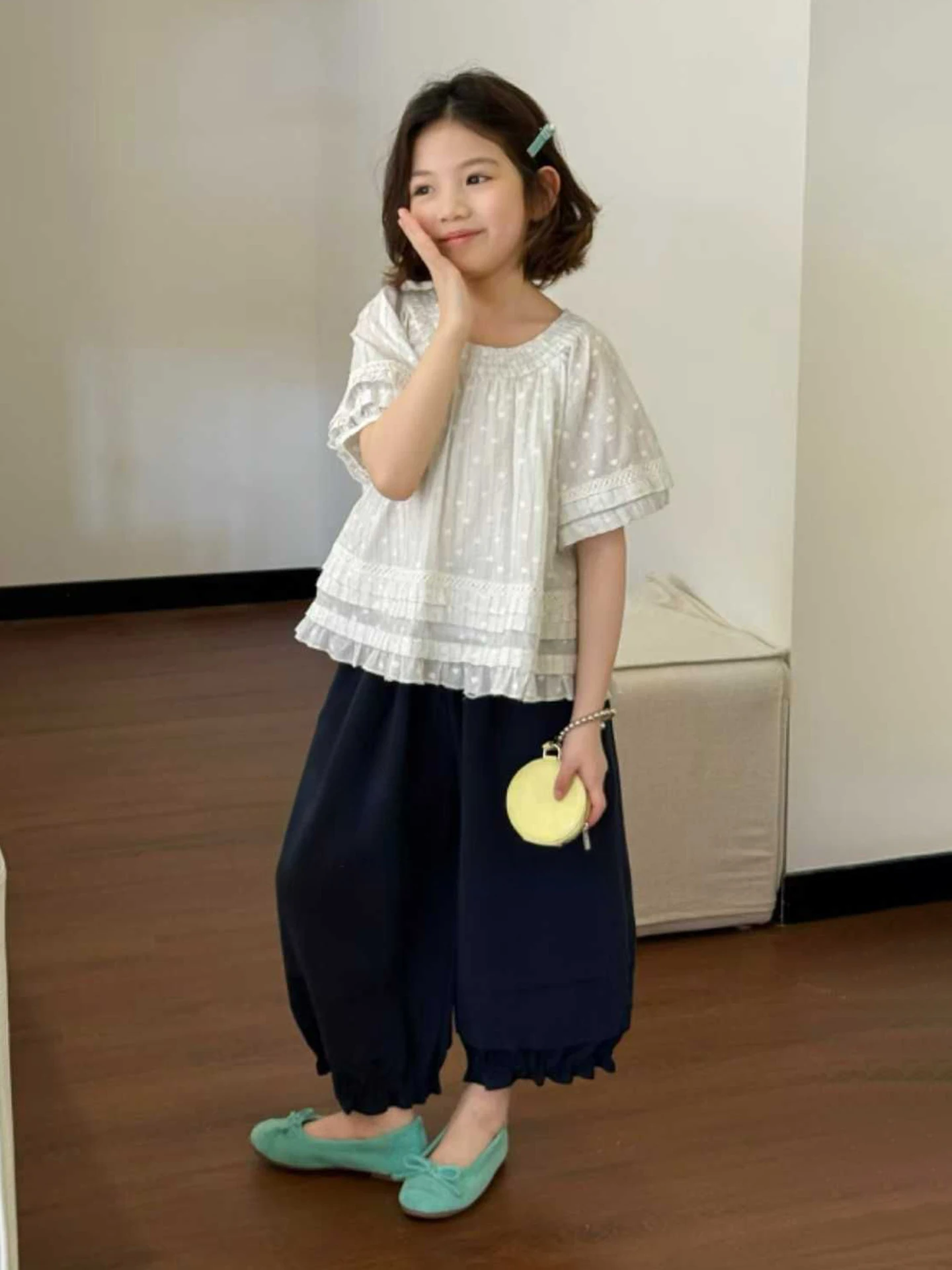 

Sweet Polka Dot Short Sleeve T-Shirt for Girls Children's Summer Fashionable White Clothing Children's Top Kids' Apparel