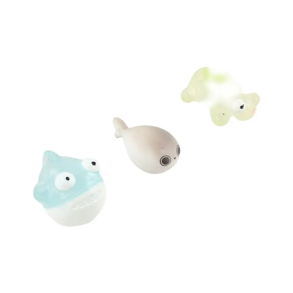 Resin Crafts Marine Animals Fish Ornaments Cute DIY Miniatures Animals Figurines Mini Coral Fish Garden Decorations