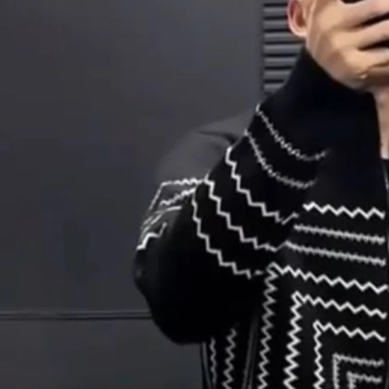 Men's Spring Autumn Cardigan Sweater Knit Button Niche Design Simple Premium Comfortable Casual Soft Brand Fashion Harajuku New