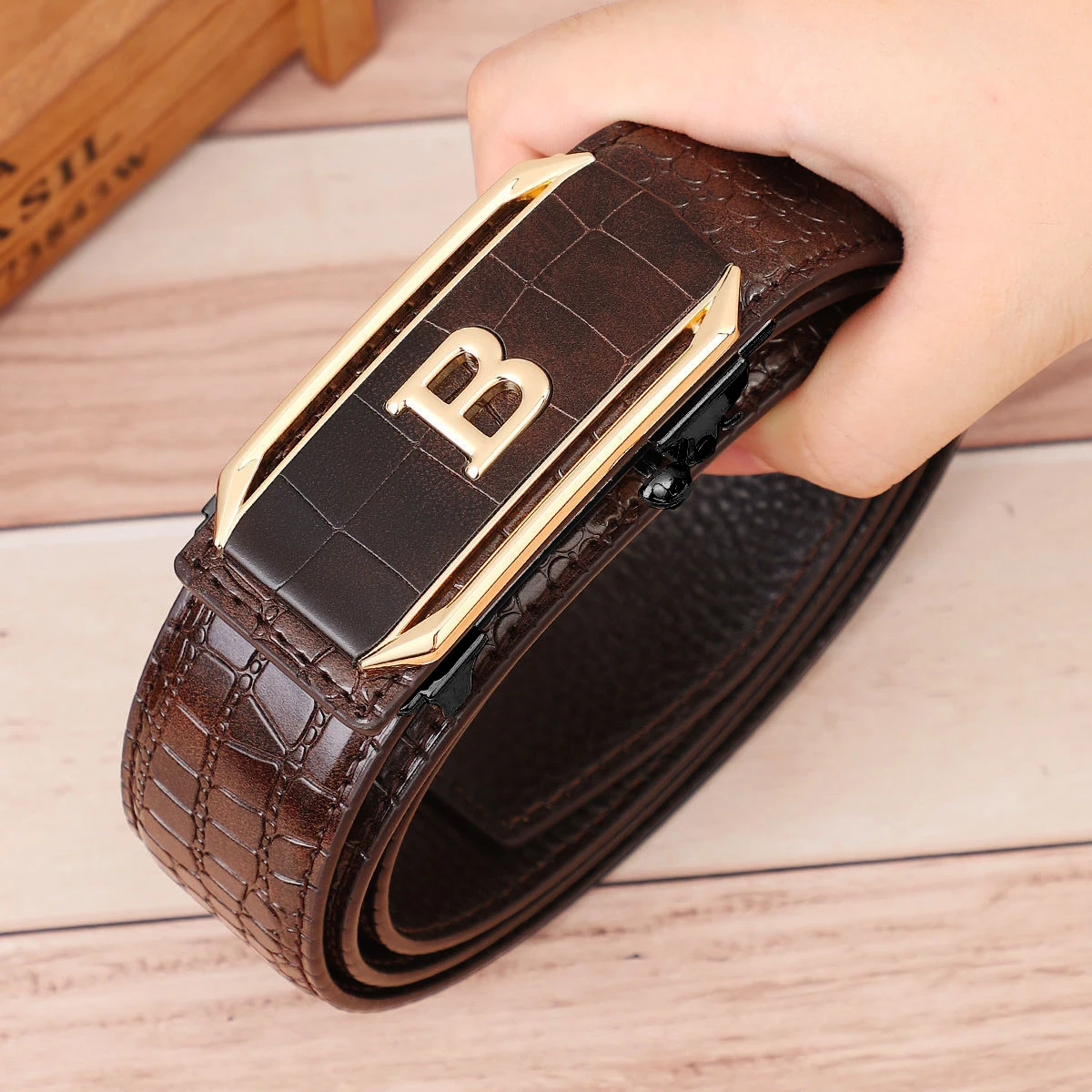 Crocodile Pattern Men\'s Belt High-Quality Automatic Buckle Belt Fashionable Jeans Strap Trendy Men\'s Accessories