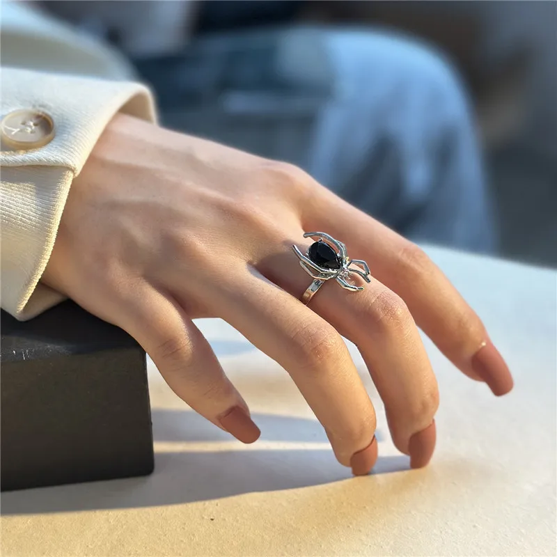Gothic Punk Unregelmäßige Spinne Öffnung Ring Frauen Männer Mode Zirkon Schwarz Kristall Dark Tier Ring Hip Hop Party Finger Schmuck – Detail 5