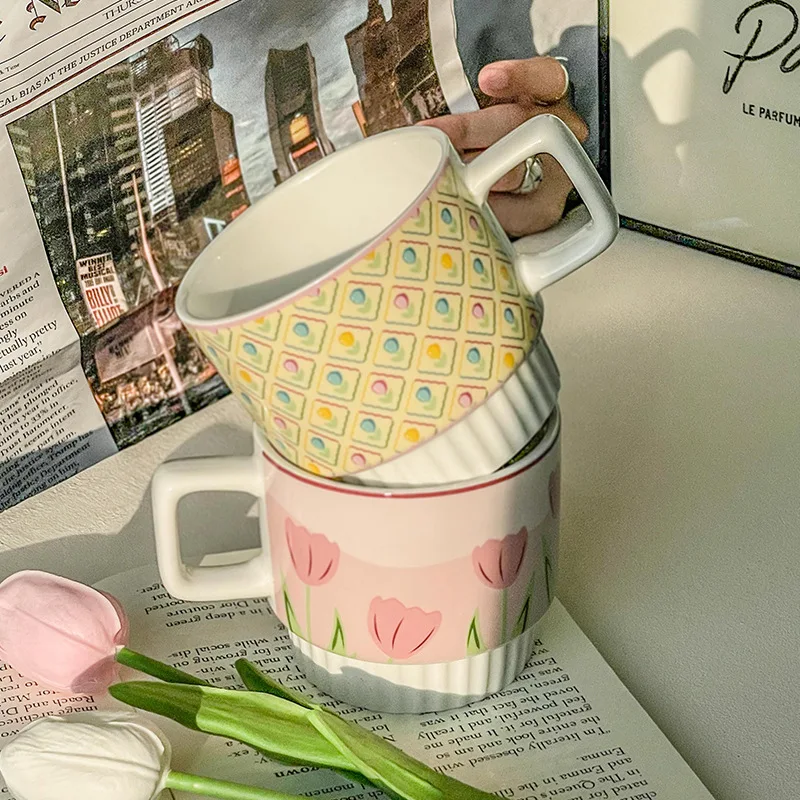 Copo de café com alça, estilo Ins, casal criativo para meninas, caneca cerâmica fofa, copo de água e leite do café da manhã, presente para meninas