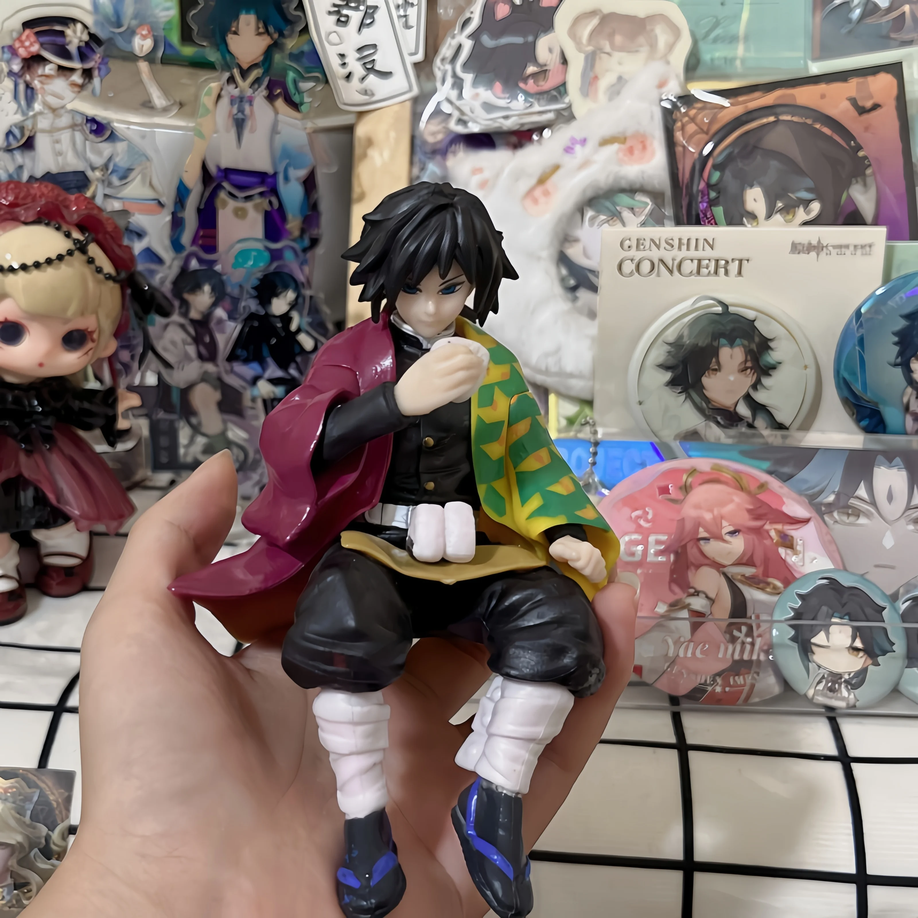 Hot Demon Slayer Figure Iguro Tanjirou Figure Serpentiformes Hashira Anime Statue Iguro Obanai Mini Model Desk Ornament Toy Gift